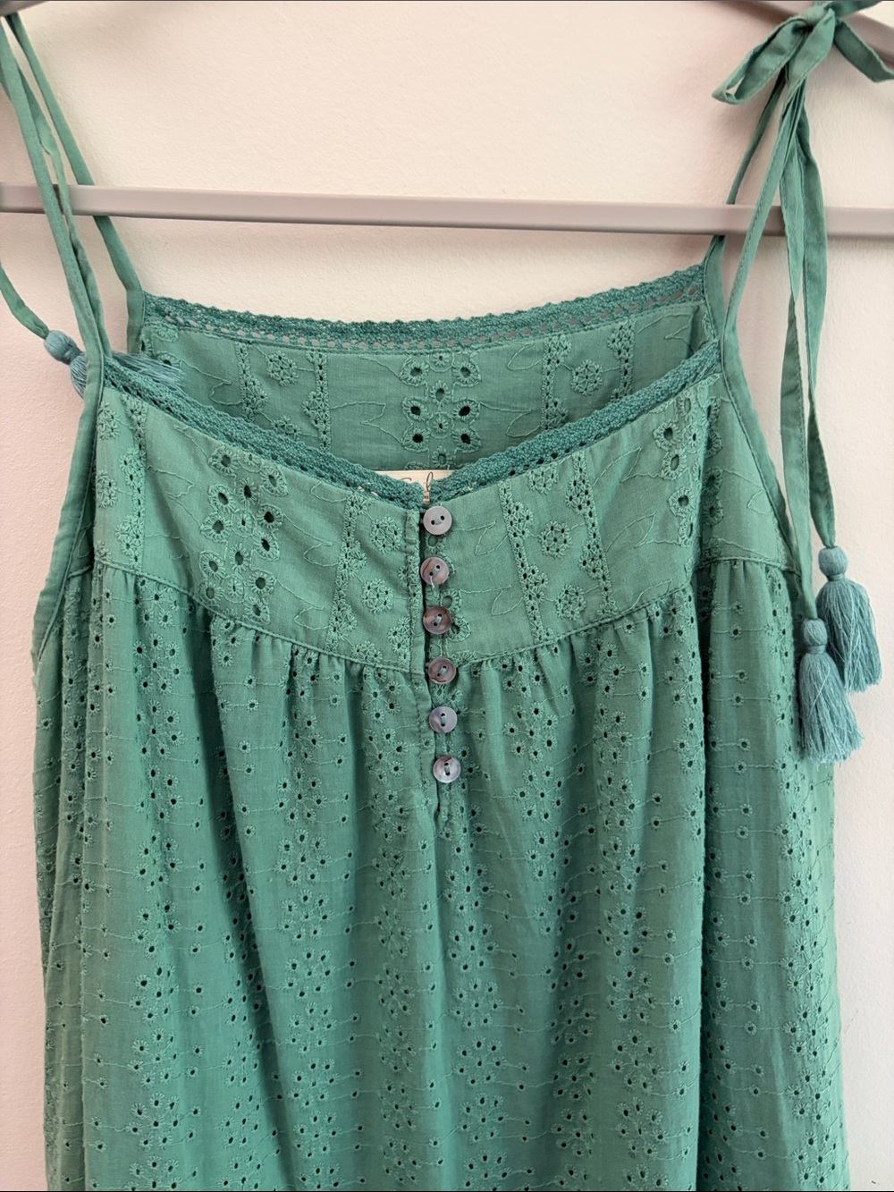 easel Eyelet Soft Pastel Green 100% Cotton Tiered Trapeze Dress (L) Cottagecore - Picture 7 of 13